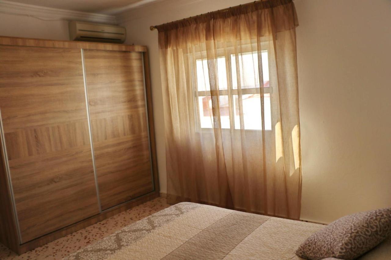 Apartamento Cortes コニル・デ・ラ・フロンテラ エクステリア 写真