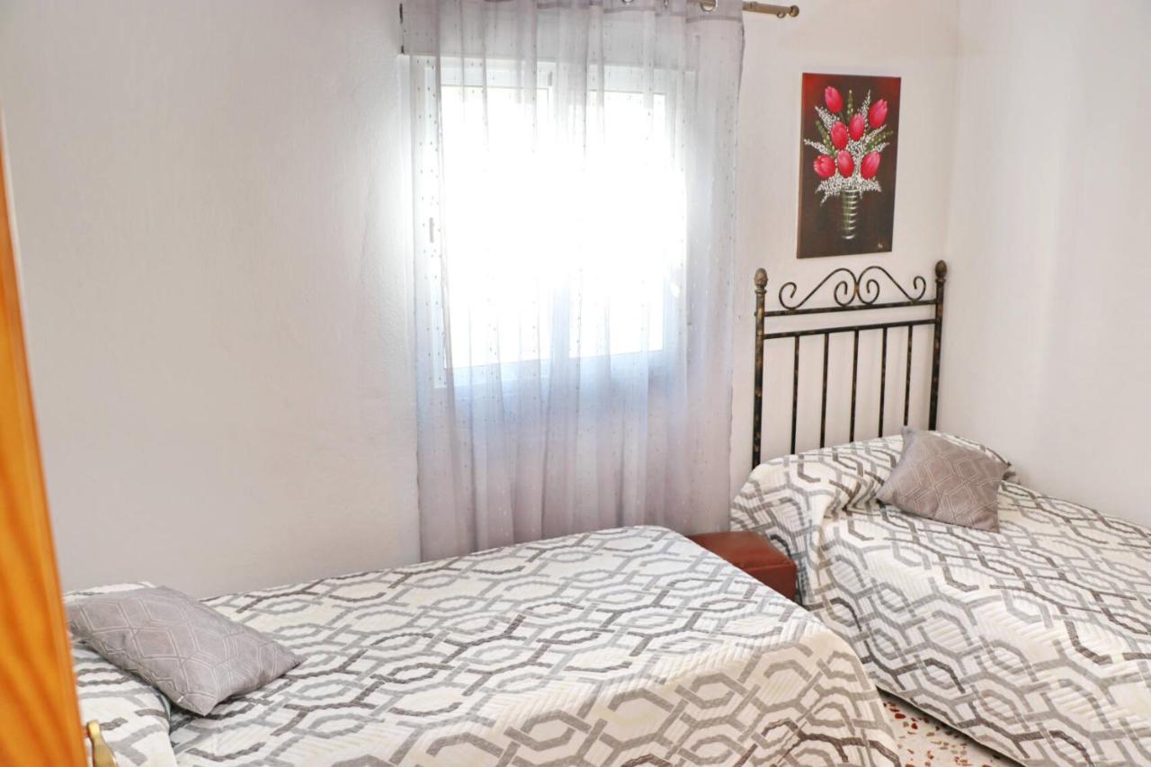 Apartamento Cortes コニル・デ・ラ・フロンテラ エクステリア 写真